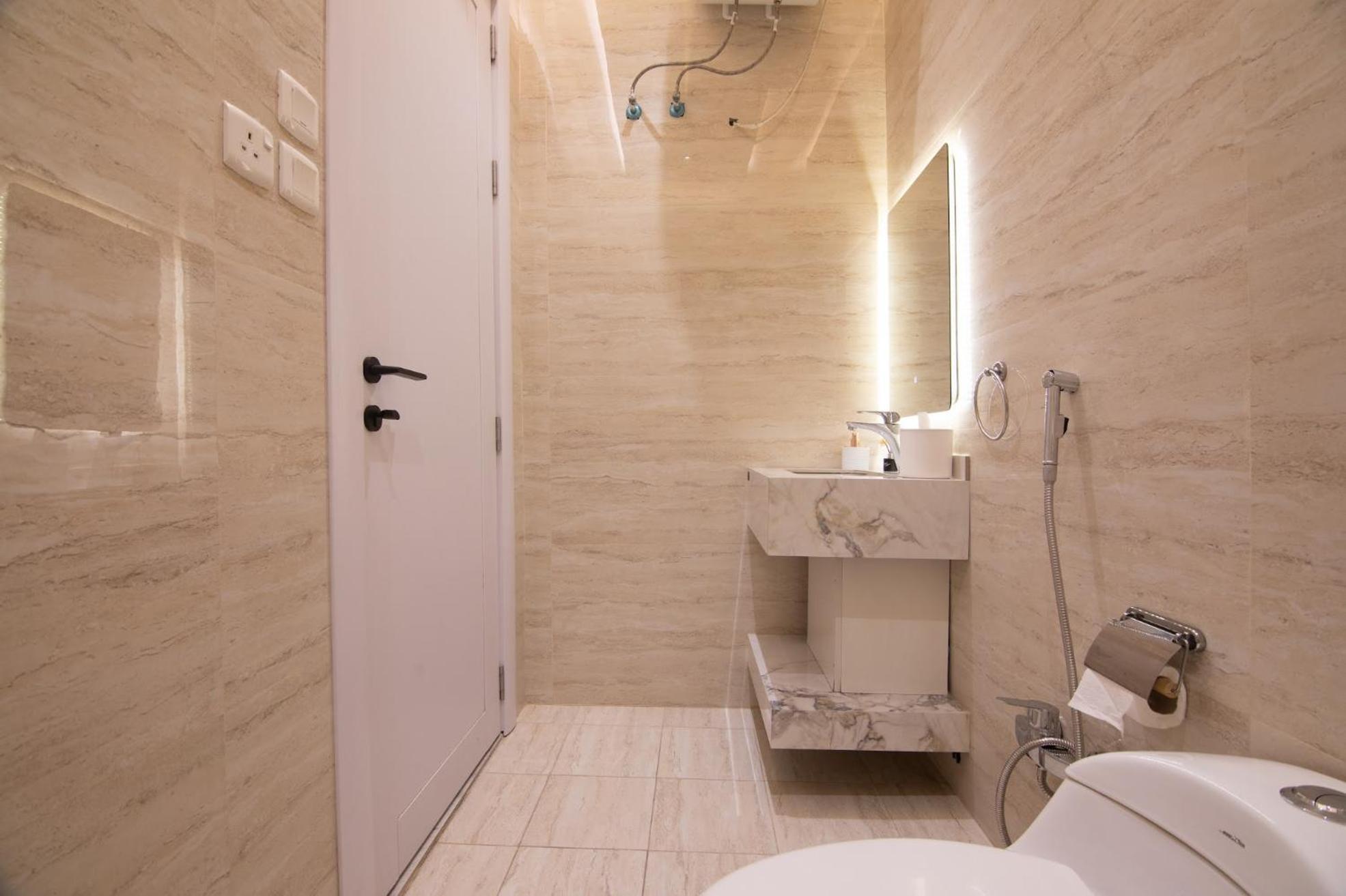 شقه 1فاخره بمدخل خاص وغرفتين نوم بالامكان توسعتها لثلاث غرف نوم Appartement Riyad